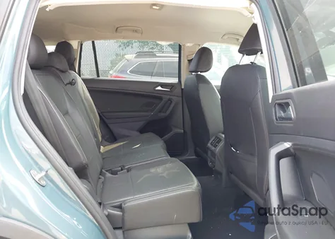 2020 Volkswagen Tiguan 2.0T Se/2.0T Se R-Line Black/2.0T Sel из США, поврежденный, VIN 3VV2B7AX7LM150133